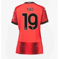 Camiseta AC Milan Theo Hernandez #19 Primera Equipación Replica 2023-24 para mujer mangas cortas